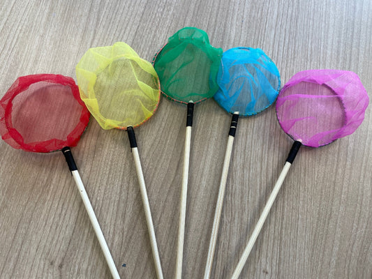 Runde Garnelenkescher in bunten Farben mit Bambusstiel kaufen